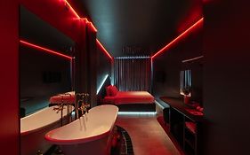 Dao Tien Hotel - Mai Xuan Thuong